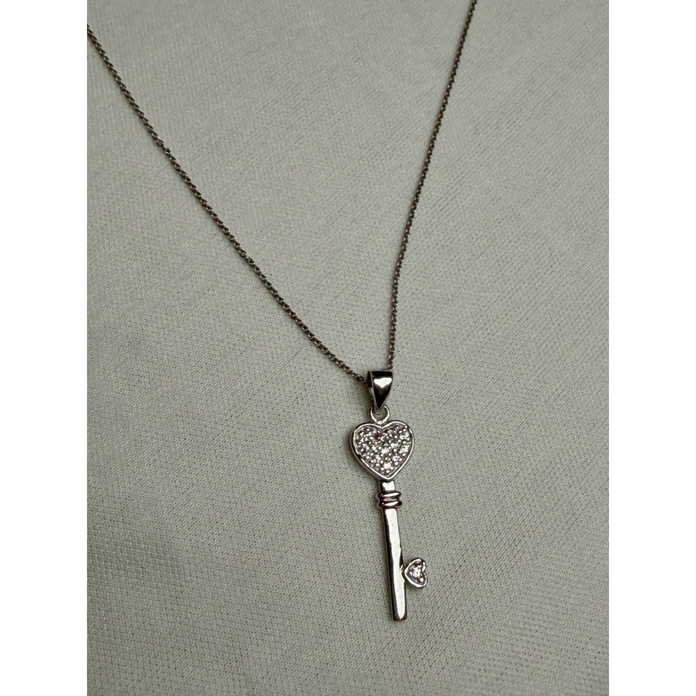 Sterling Silver 925 Heart Key China Pendant Necklace Cubic Zirconia Italy Chain